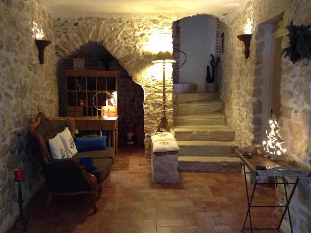 B&B Milleunapietra Romantic Guest House Ausonia Exteriör bild