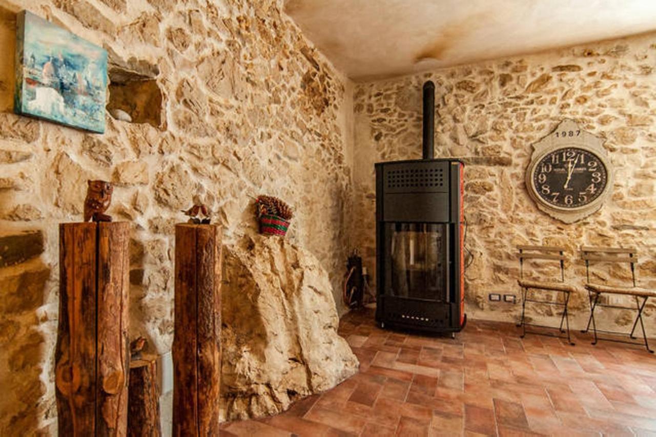 B&B Milleunapietra Romantic Guest House Ausonia Exteriör bild