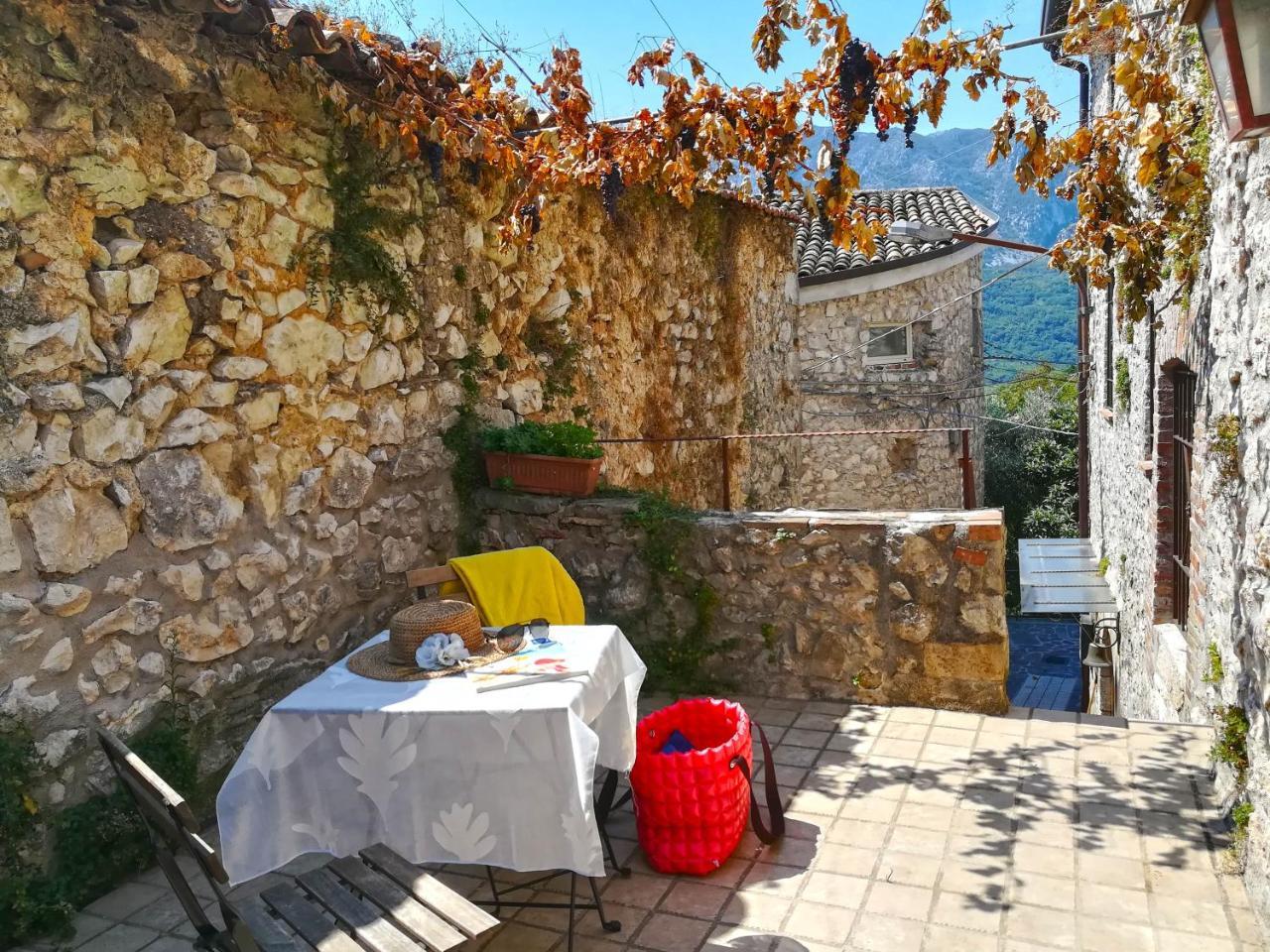 B&B Milleunapietra Romantic Guest House Ausonia Exteriör bild